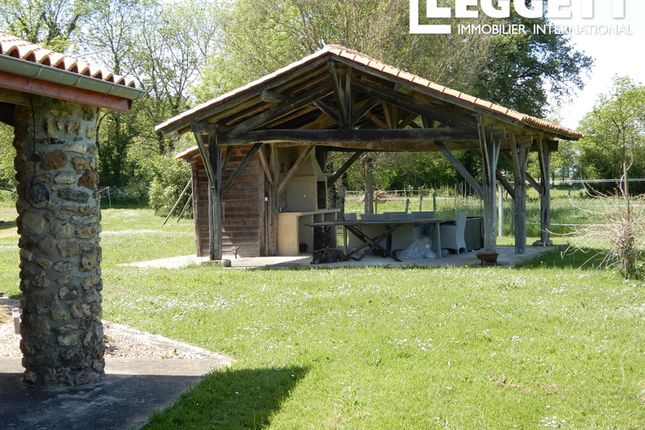 Villa for sale in Cherves-Châtelars, Charente, Nouvelle-Aquitaine