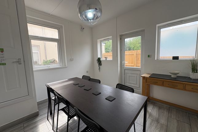 45, Colum Road, Cardiff photo 3