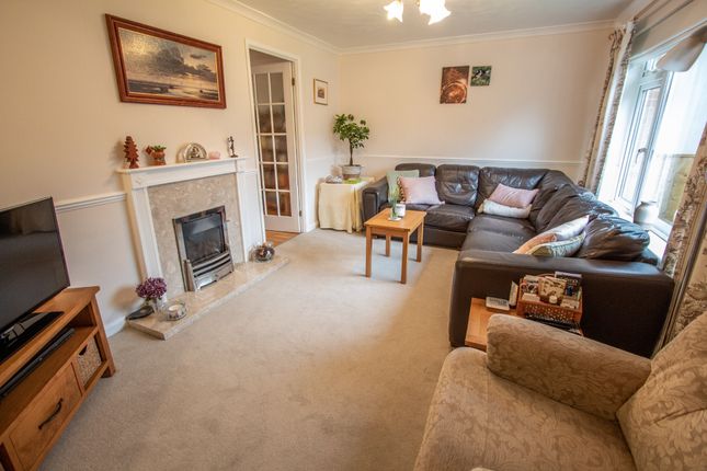 9 Ridgeway Gardens, Ottery St Mary photo 2