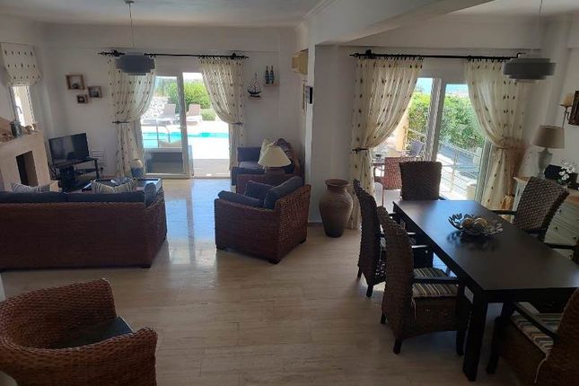 Villa for sale in Fantastic 3 Bedroom Villa With Swimming Pool &amp; Truly Beautiful V, Bahceli, Cyprus