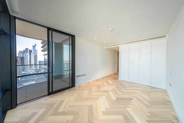 Flat for sale in .6 Principal Tower, London, London