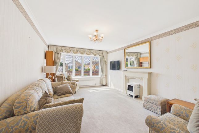 42 Ashgate Road, Willerby, East Riding of Yorkshire photo 2