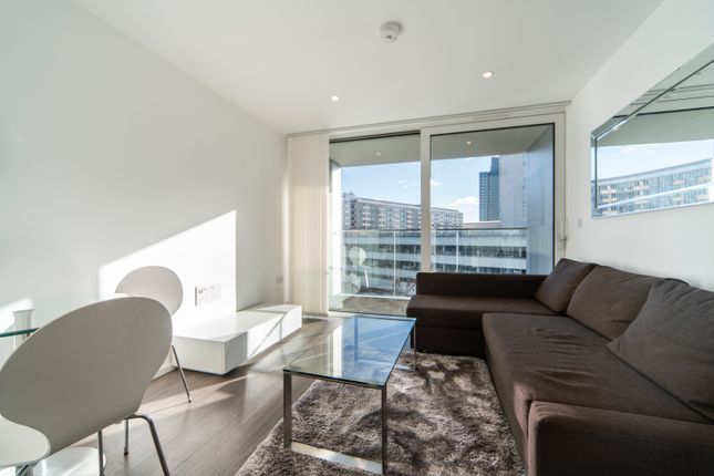 Thumbnail Flat for sale in Aurora Apartments, Wandsworth