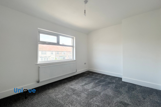 11, Westfield Avenue, Fleetwood photo 4