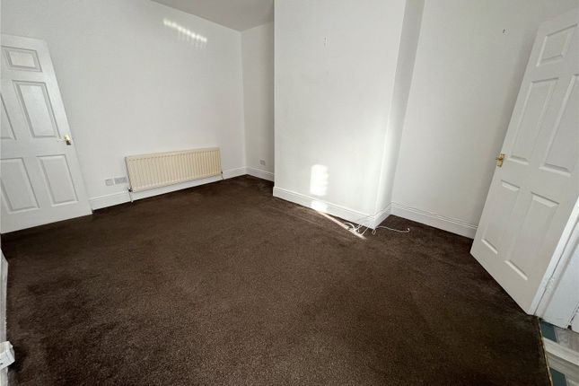 11, Barr House Avenue, Consett photo 3