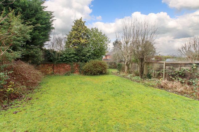 29, Tile Kiln Lane, Hemel Hempstead photo 4