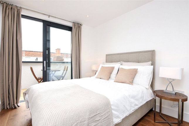 Westworth House, 22, 1 Down Place, London photo 4