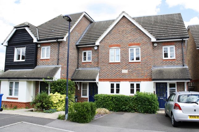 Town house to rent in Dalby Gardens, Maidenhead