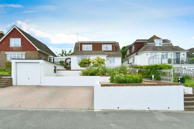 Thumbnail Detached house for sale in Crescent Drive North, Brighton