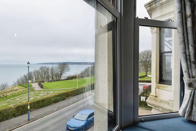 36B, The Crescent, Filey photo 2