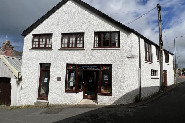 Studio house on The Old Print Works, Parc Y Shwt, Fishguard, £150,000