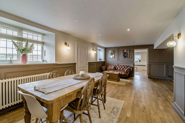 Horse & Groom,, Cricklade Road, Cirencester photo 4
