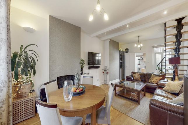 Thumbnail Cottage for sale in Cromwell Road, Wembley