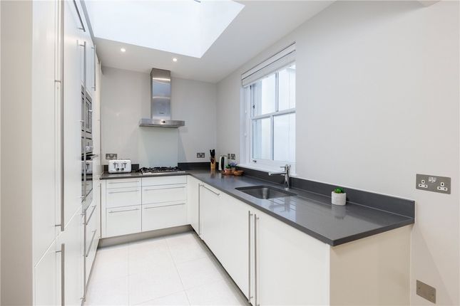 Flat 1, 45, Gloucester Place, London photo 3