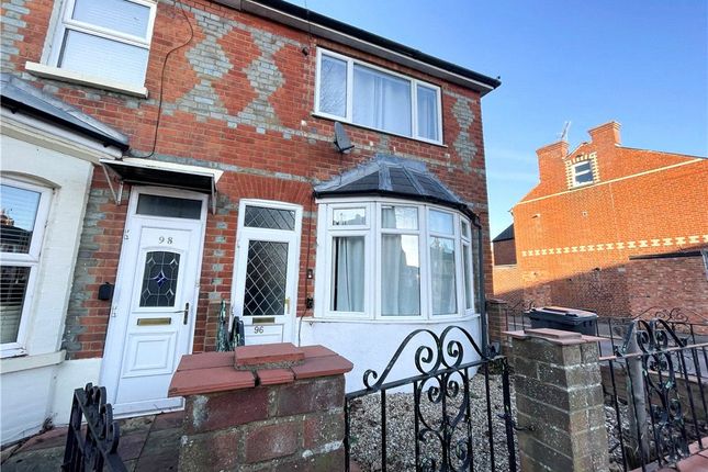 Thumbnail Terraced house to rent in Prince Of Wales Avenue, Reading, Berkshire