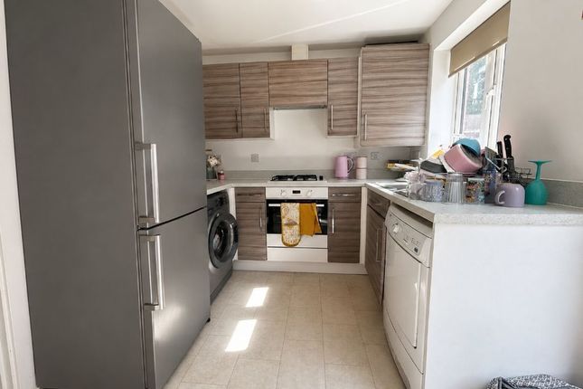 7, Filkins Close, Chichester photo 3