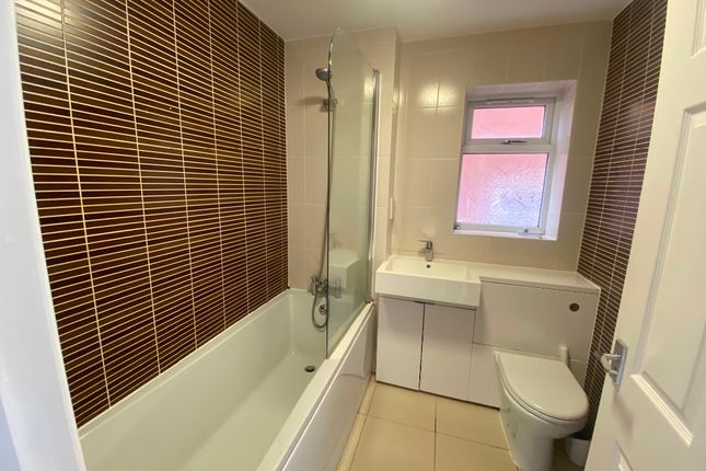 3 Wharf Gardens, Nuneaton photo 5