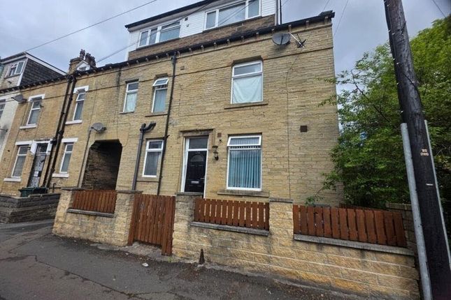 4-bed house on 136, Dirkhill Road, Bradford, £150,000