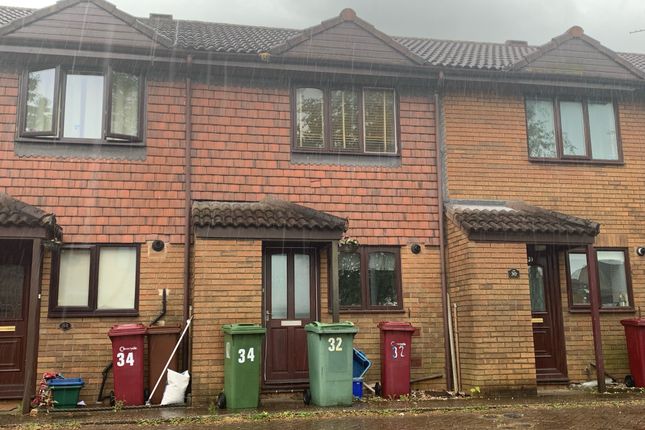 Thumbnail Terraced house to rent in Mackender Court, Scunthorpe