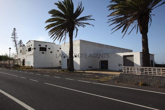 Commercial property for sale in Tinajo, Canary Islands, Spain