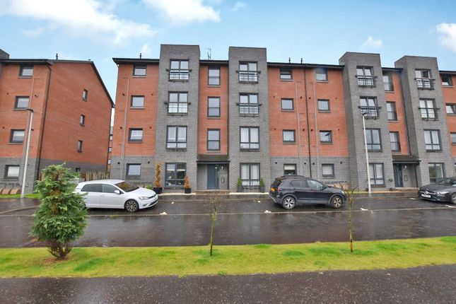 Thumbnail Flat for sale in Lapwing Road, Renfrew, Renfrewshire