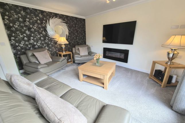 1, Tarnbrook Avenue, Thornton photo 2