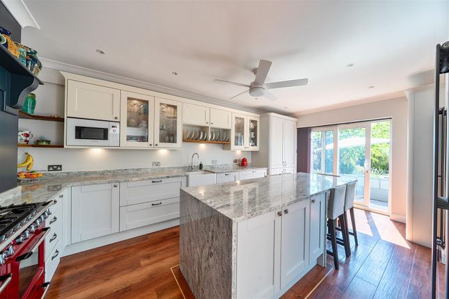 17, Middleton Drive, Pinner photo 2