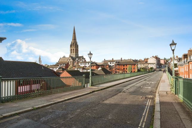Flat for sale in Iron Bridge, Exeter