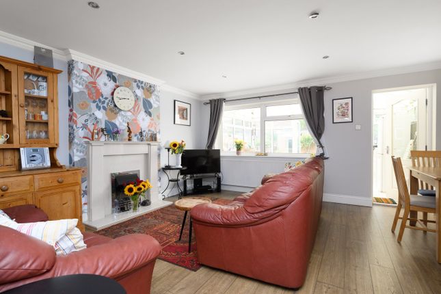 5, Egmont Road, Walton-on-Thames photo 4