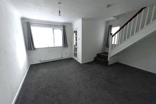 12 Primrose Drive, Peterborough photo 3