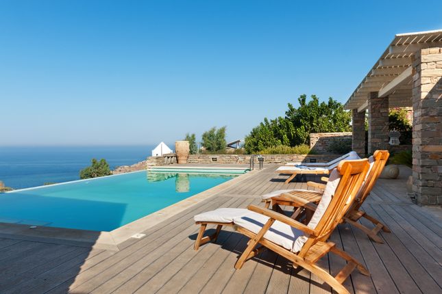 Villa for sale in Koundouros, Kea (Ioulis), Kea - Kythnos, South Aegean, Greece