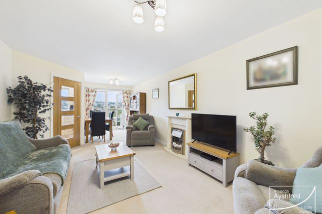 27 Singer Court, Paignton photo 2