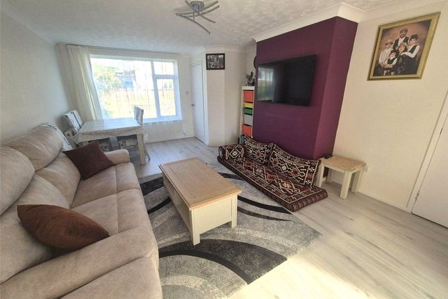 18, Chesterfield Road, Telford photo 3