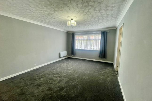 101, Pole Lane, Bury photo 2