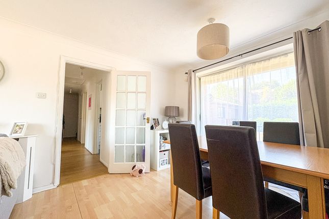 Flat 70, Crowborough photo 3