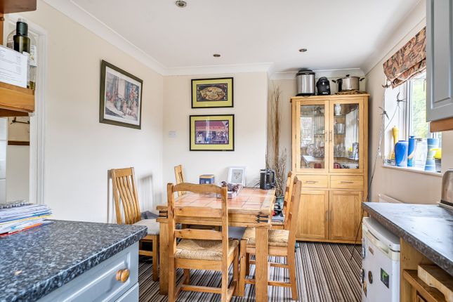 5, Bodycoats Road, Eastleigh photo 4