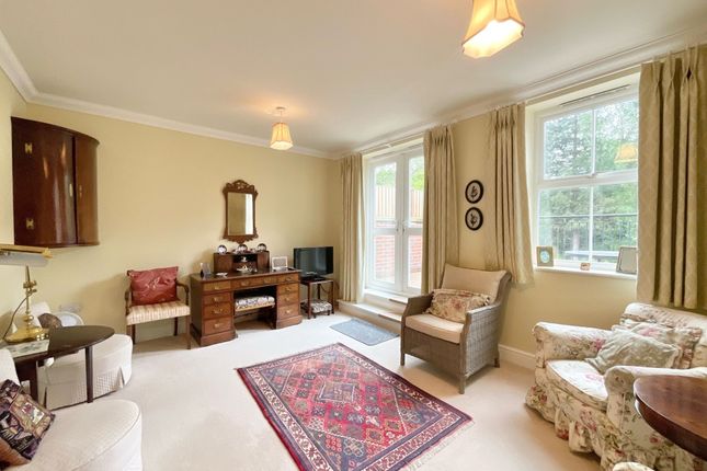 7 Kingbur Place, Crewe photo 2