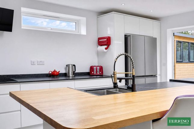 37, Templeway, Lydney photo 5