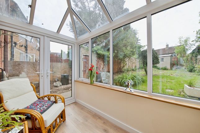 7, Hailsham Road, Romford photo 4