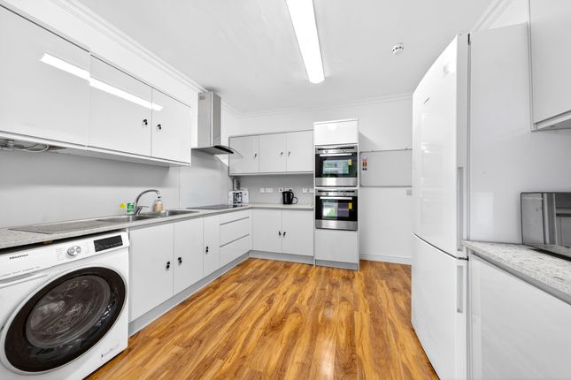 11, Boswell Road, Thornton Heath photo 4