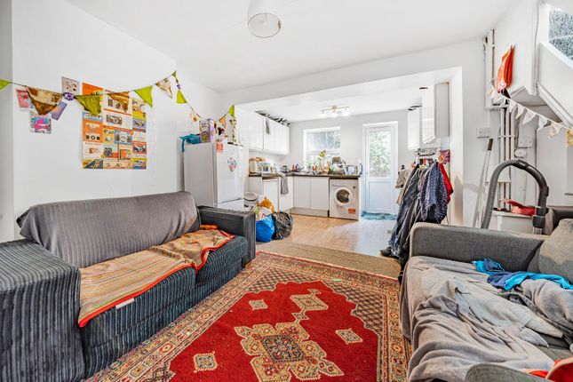 Thumbnail Terraced house to rent in St Martins Street, Brighton, East Sussex