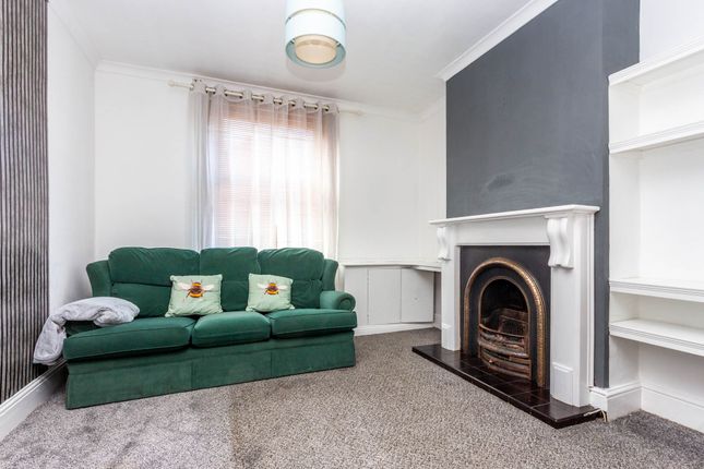 26, Oswald Road, Rushden photo 4