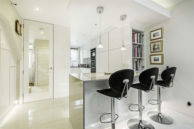 Terraced house for sale in Theed Street, London