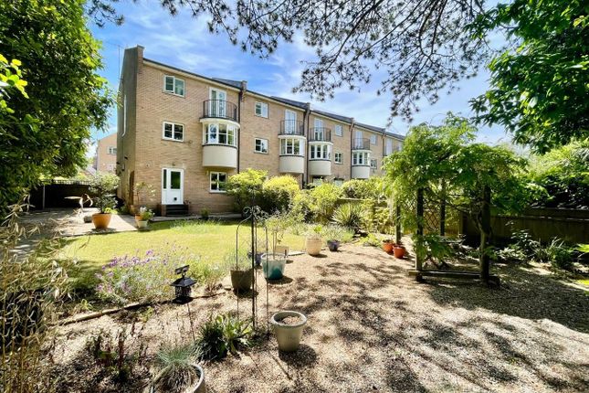 4-bed other on 6, Cheyne Gardens, Westbourne, £685,000