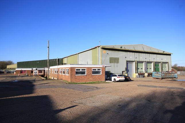 Warehouse to let in Detling Aerodrome, Maidstone