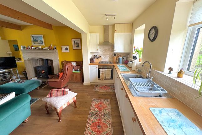 12, Oldroyd, Todmorden photo 3