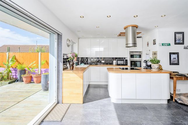 Underlane, Plymstock, Plymouth PL9 bungalows for sale | Buy houses in