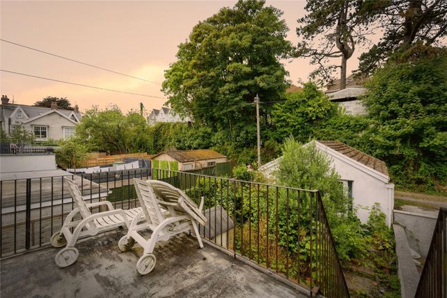 26, Mirador Crescent, Swansea photo 3