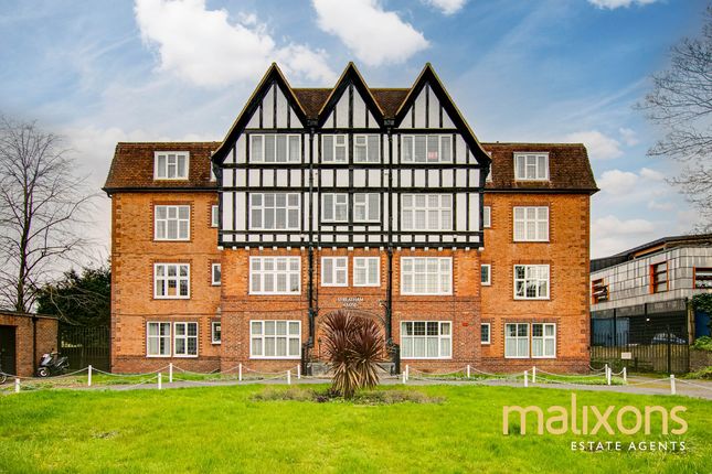 Thumbnail Flat for sale in Leigham Court Road, London