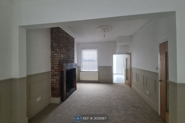 3-bed terraced on Horace St, St Helens, £1,300/mo